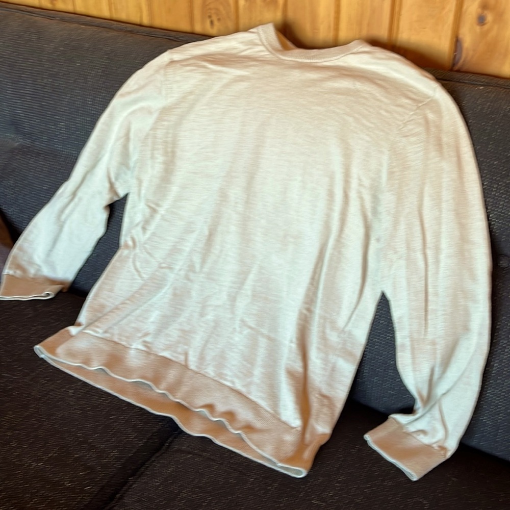 Men’s sweater